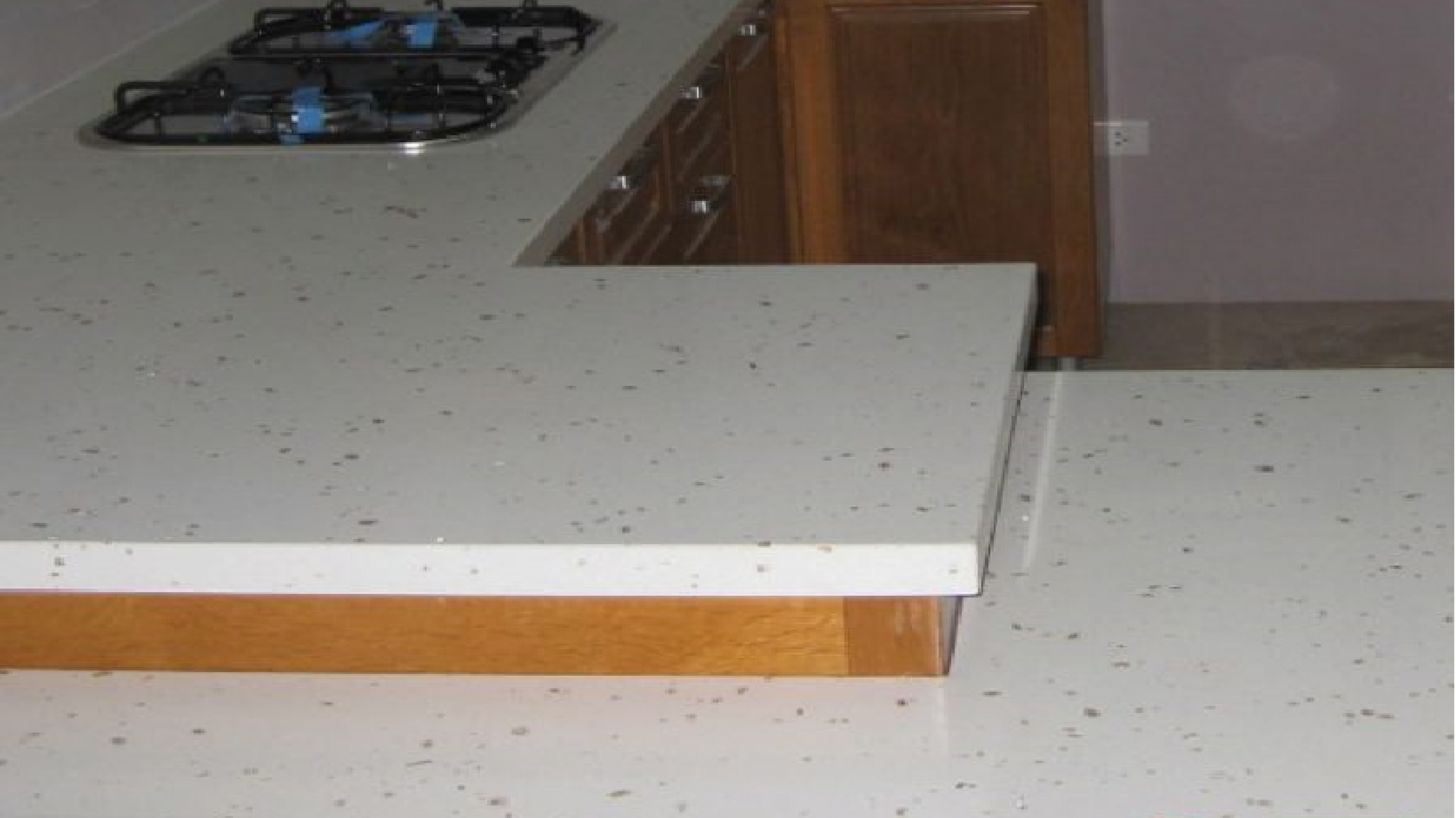 Đá ốp bếp kim sa – những mẫu đá ốp bếp kim sa cho bạn lựa chọn Đá ốp bếp kim sa